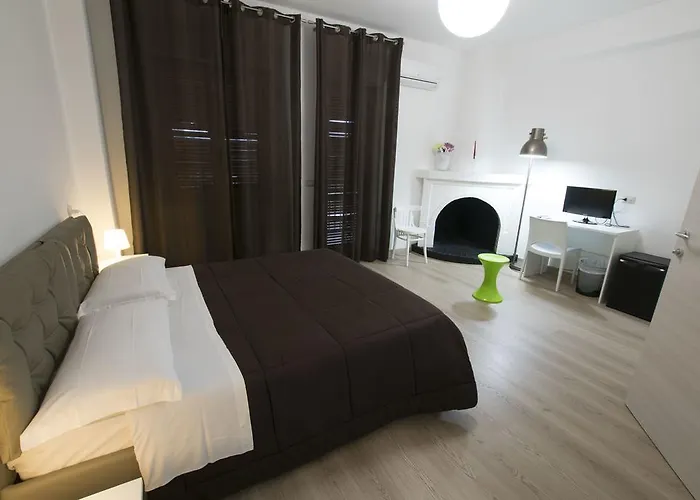 住宿加早餐酒店 Amato 科里利亚诺·卡拉布罗